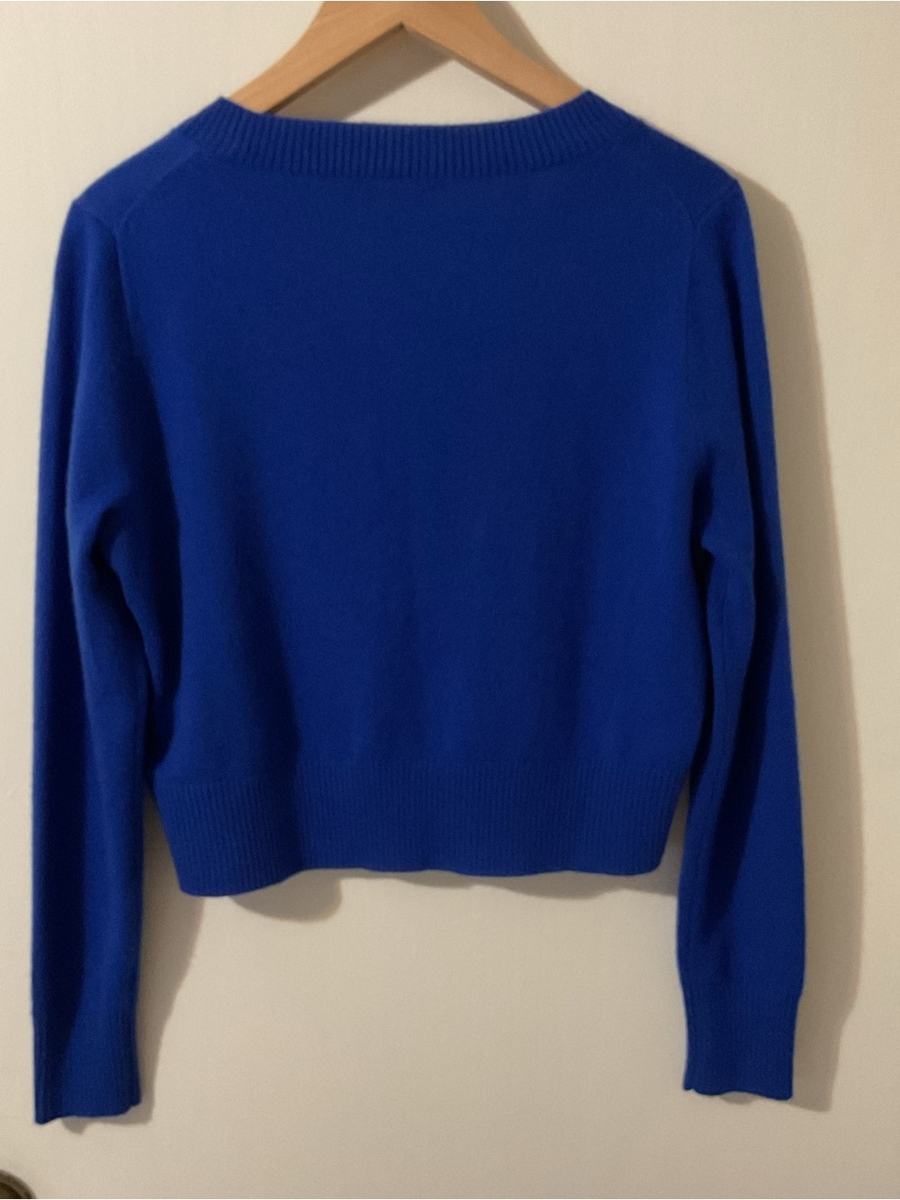 J. Crew 100% Cashmere Lightweight Luxury Cobalt Blue Cropped Cardigan Sweater M - Picture 3 of 16